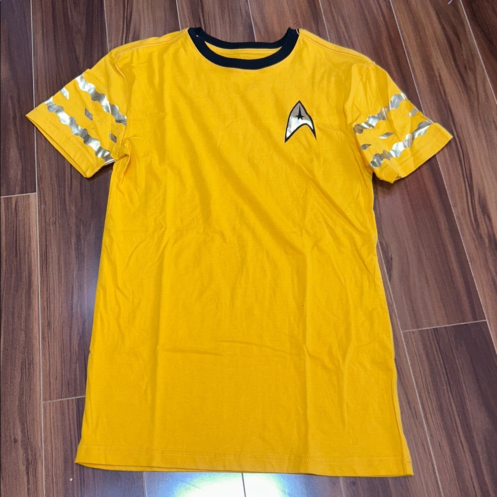 Small Star Trek 100% cotton T-shirt